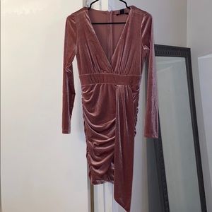 New with tags velour pink dress